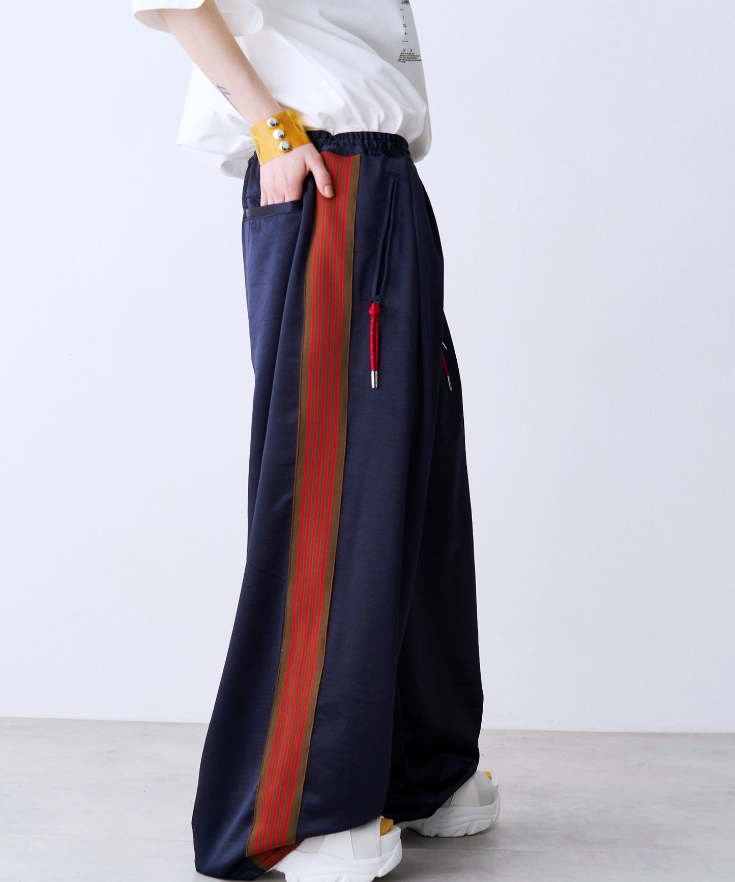 SATIN LINE PANTS