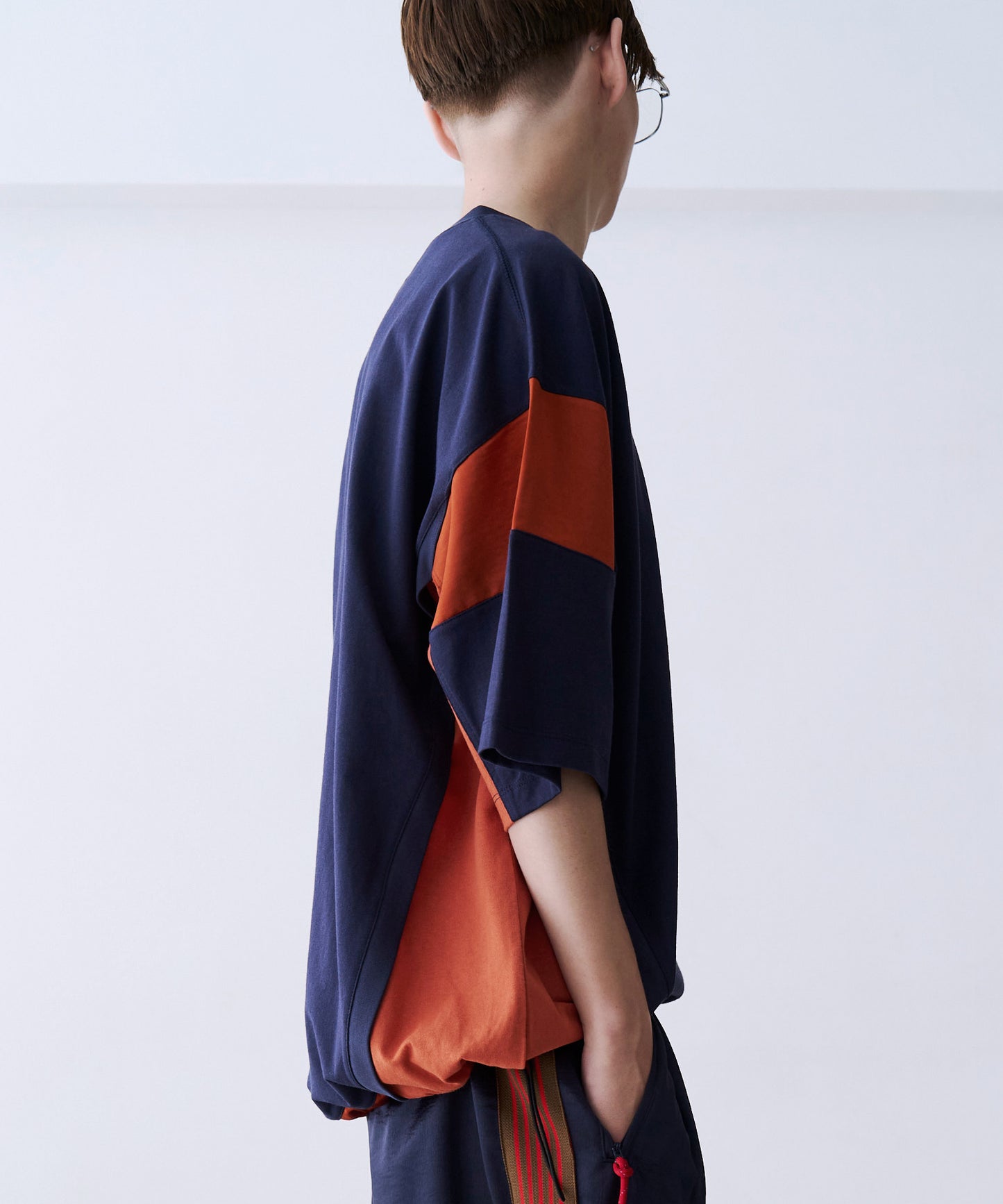 SATIN MIX BLOCK TEE