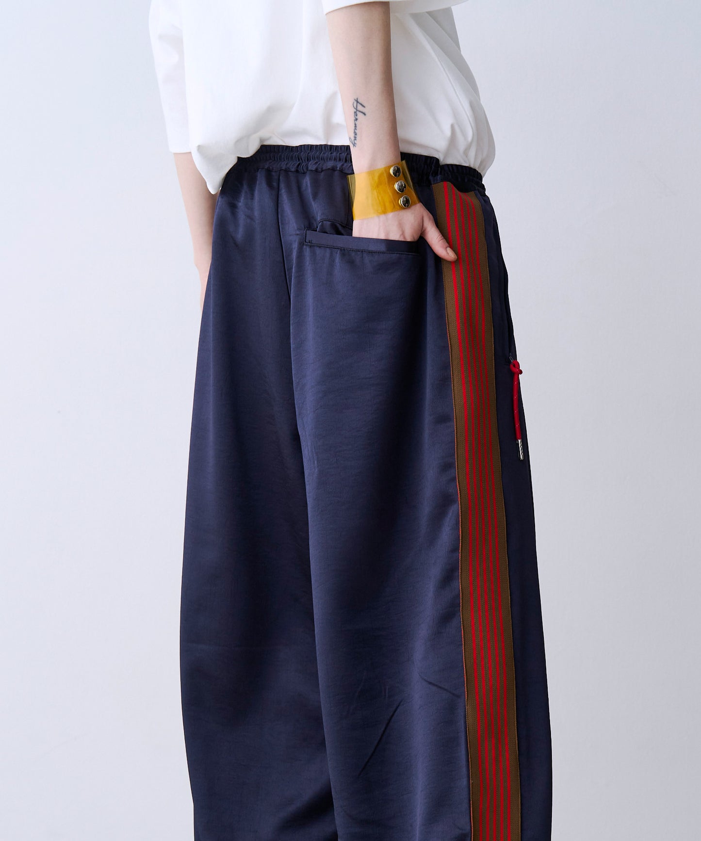 SATIN LINE PANTS