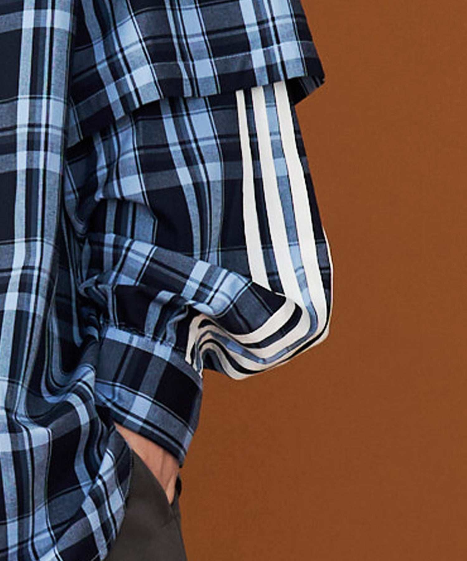 SALE】CHECK LINE OVER SHIRTS with BADGE – seesew