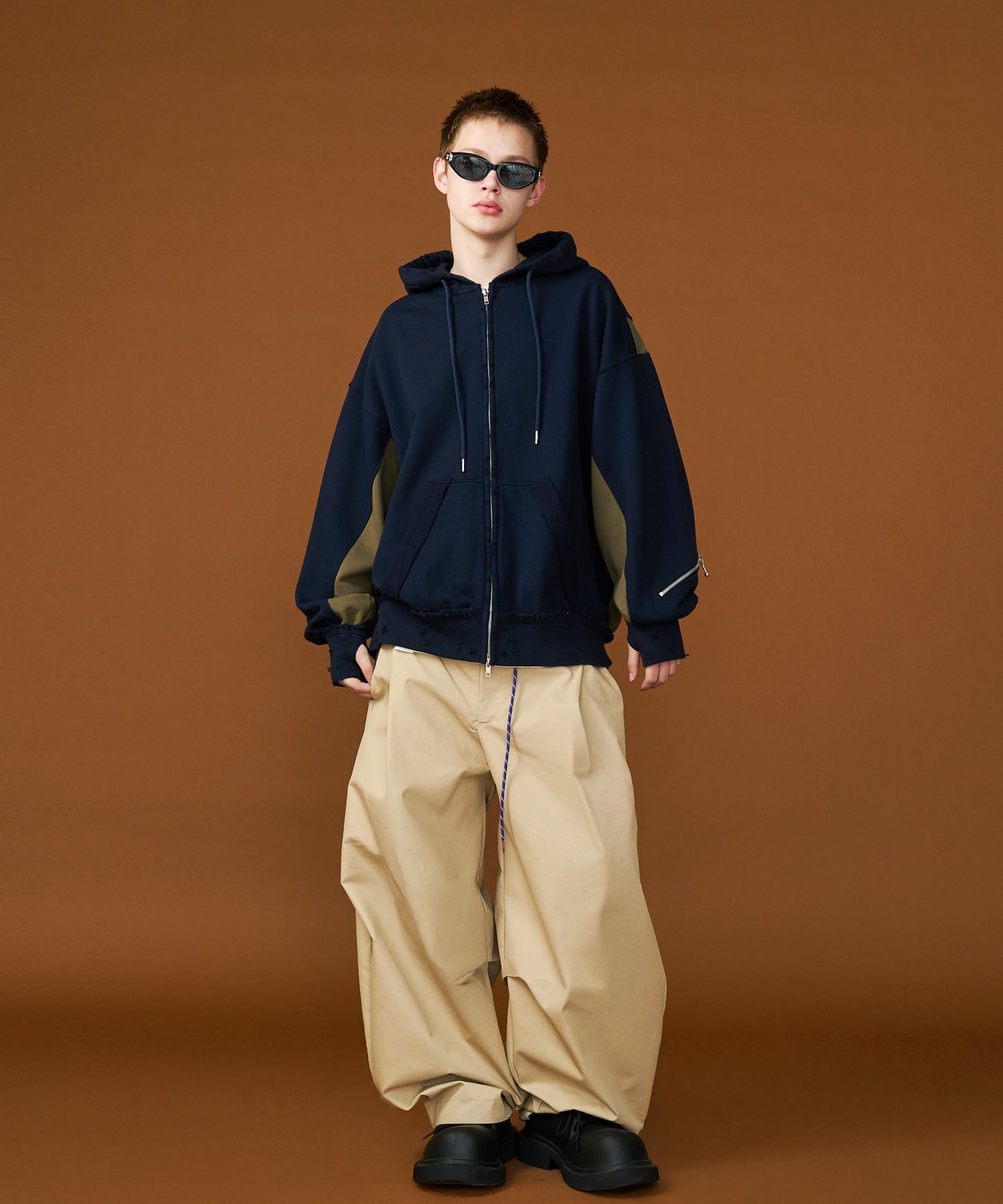 【予約商品】DAMAGE DESIGN ZIP HOODIE