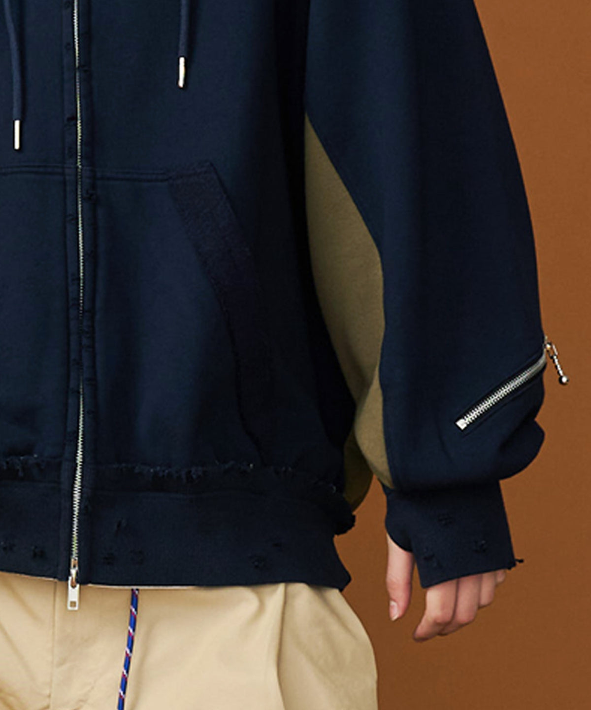 DAMAGE DESIGN ZIP HOODIE