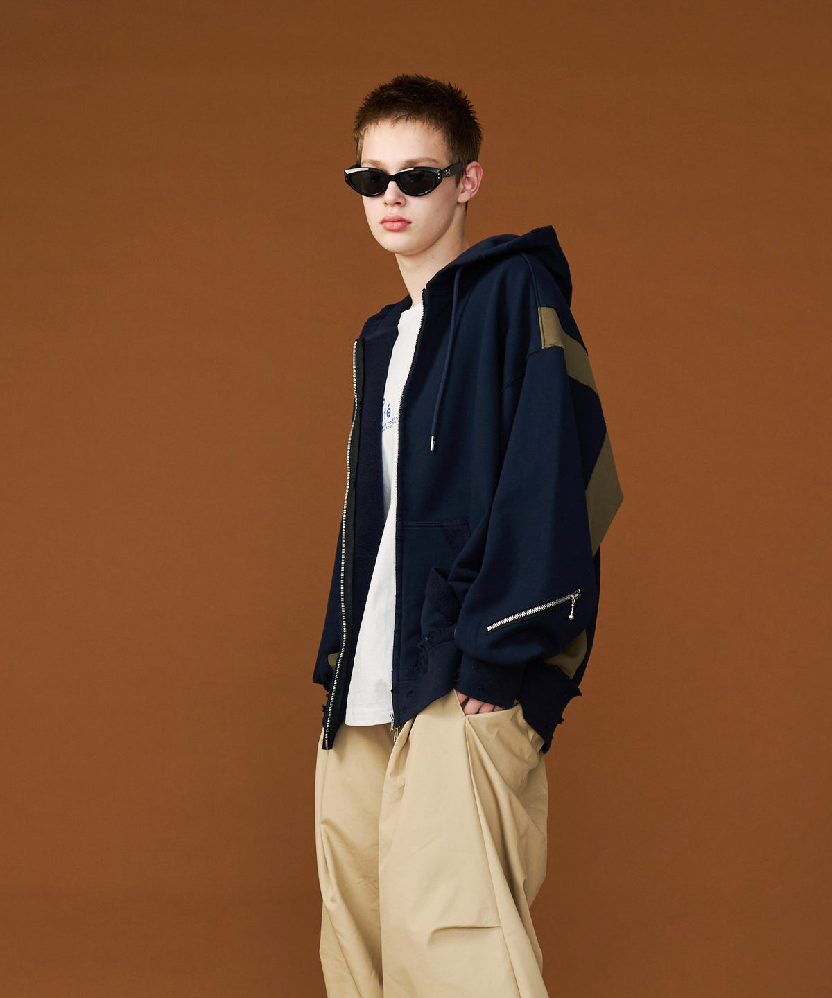 DAMAGE DESIGN ZIP HOODIE
