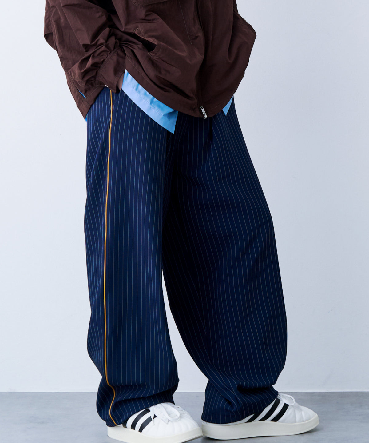 STRIPE MARKED PANTS