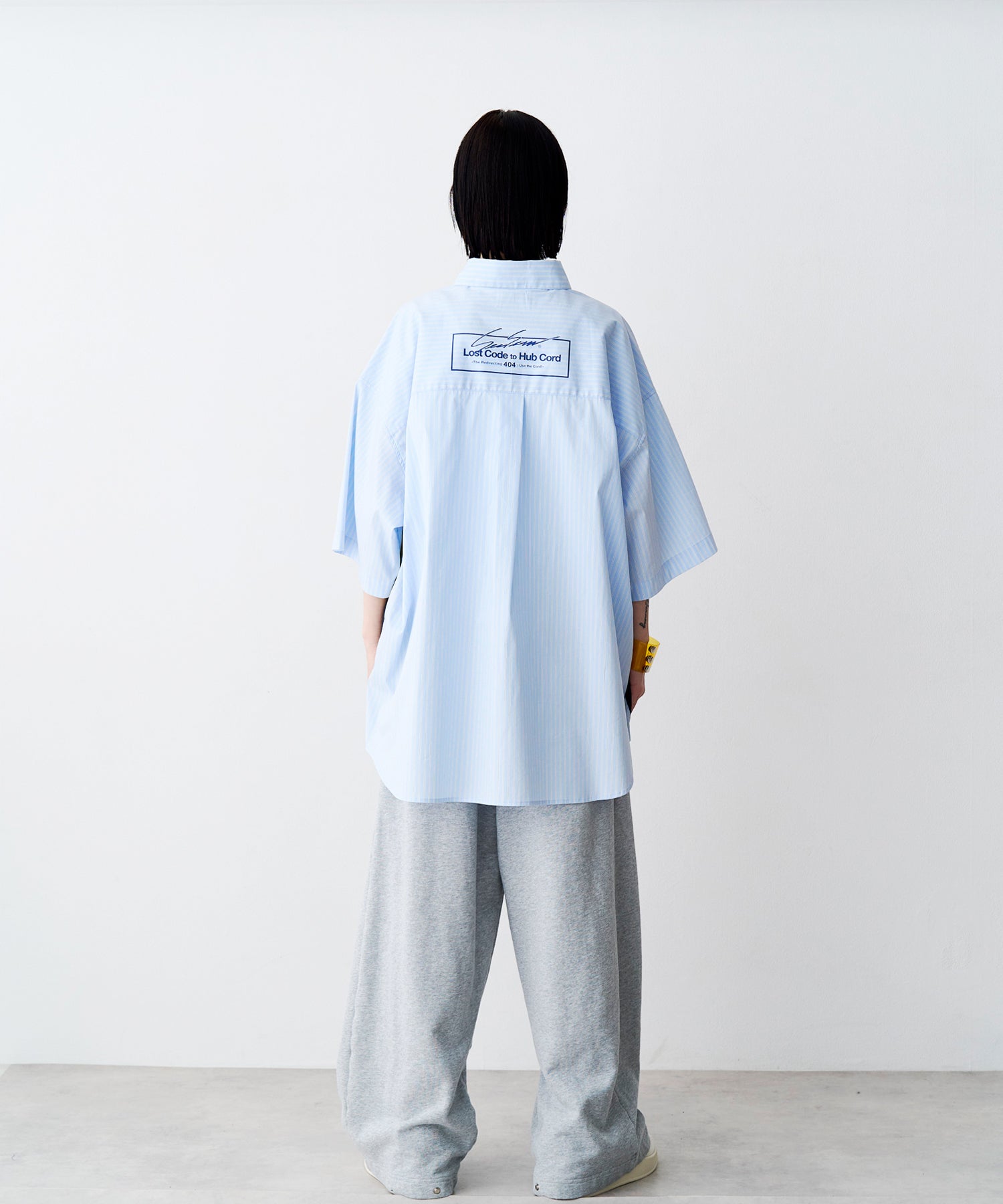 予約商品】MULTI COLOR H/S SHIRTS – seesew