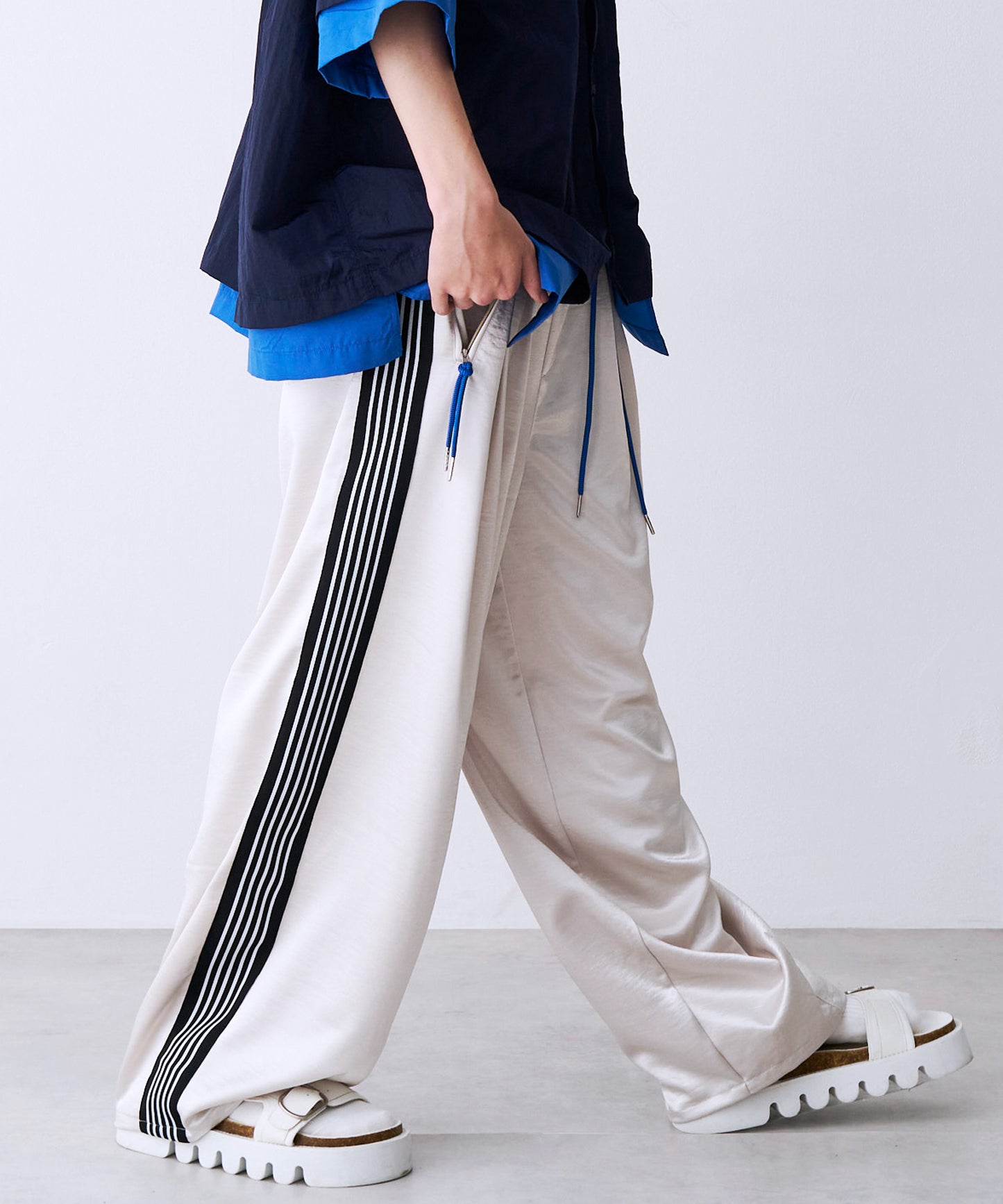 SATIN LINE PANTS