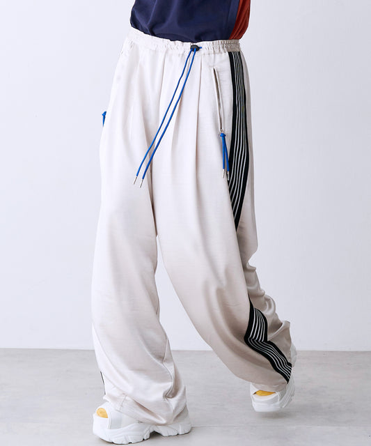 【一部予約商品】SATIN LINE PANTS