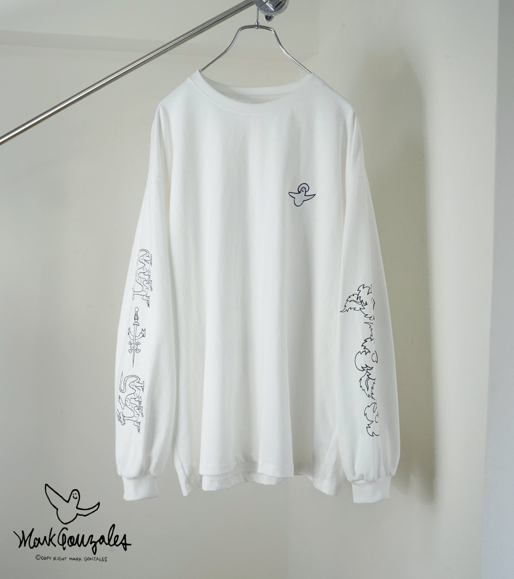 What it isNt）ART BY MARKGONZALES tシャツ (What isNt） ART